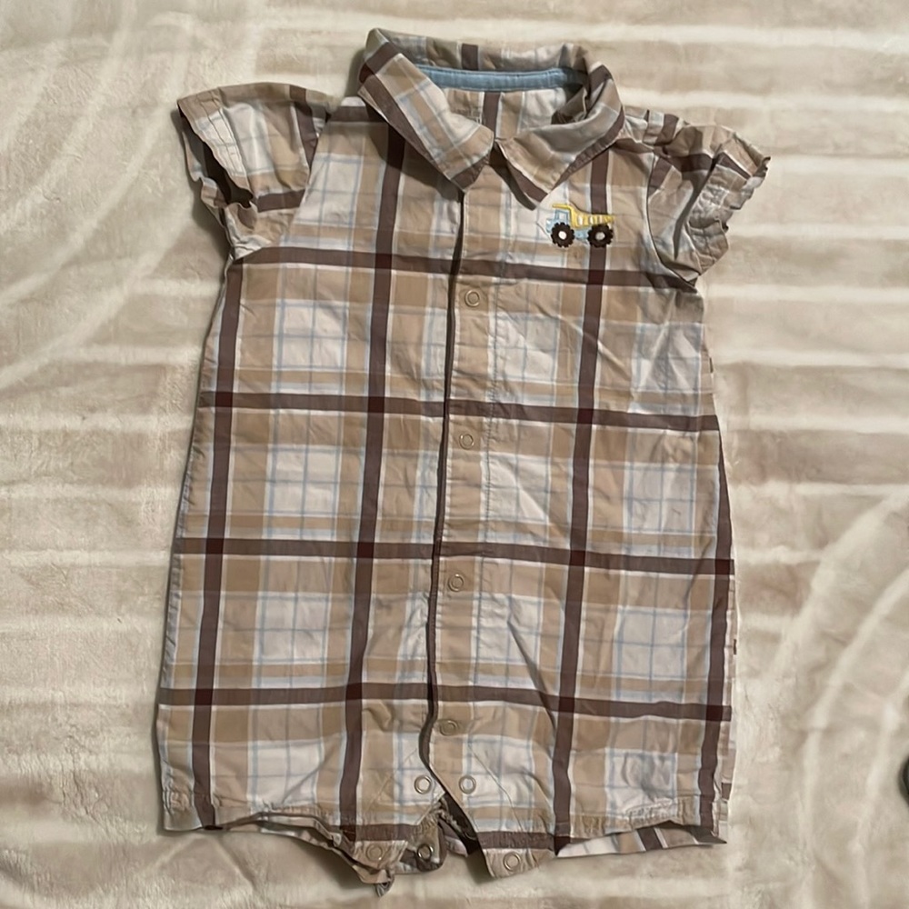 5/$20 Baby boy nice one piece plaid
